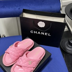 New Collection Chanel Shoes 067