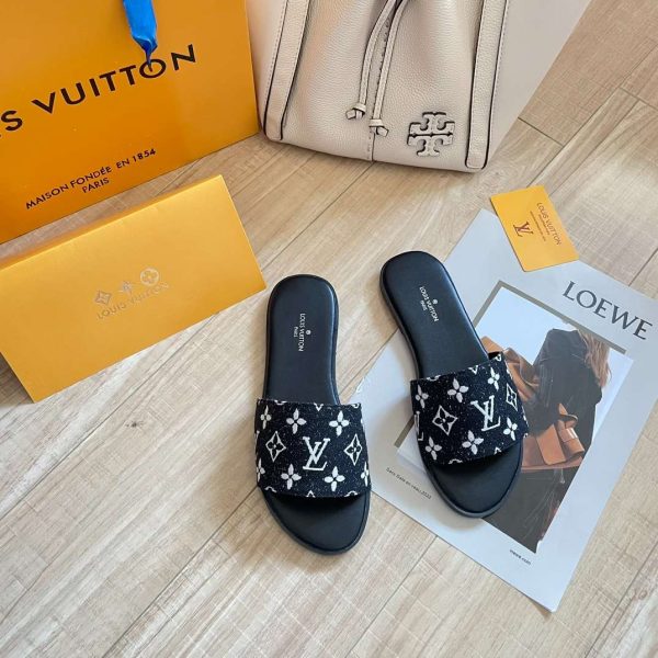 New Collection LV Shoes 0120