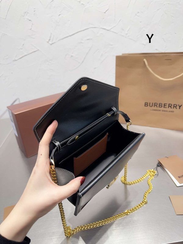 New Collection Burberry Bag 048