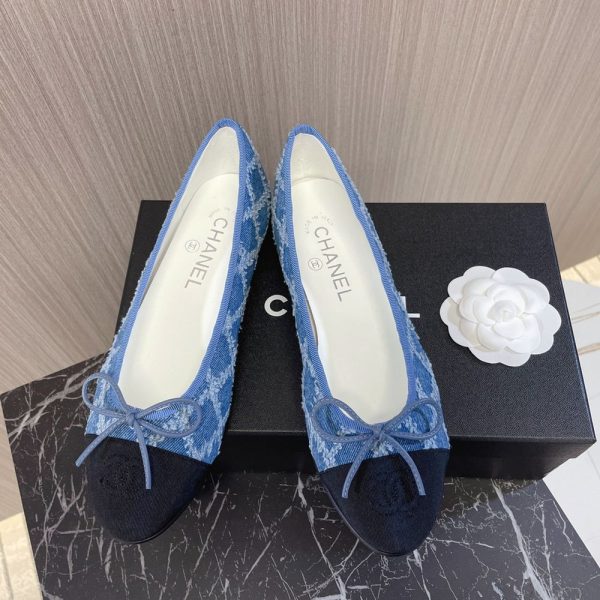 New Collection Chanel Shoes 049