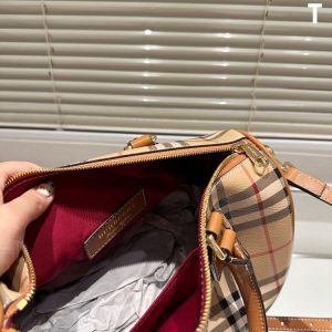 New Collection Burberry Bag 010