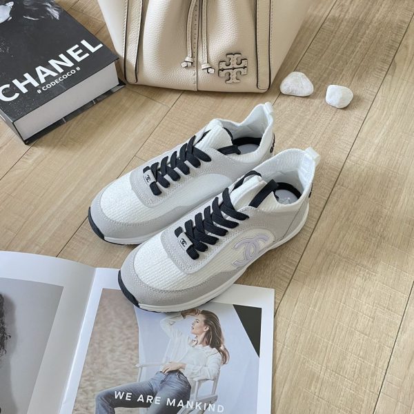 New Collection Chanel Shoes 058