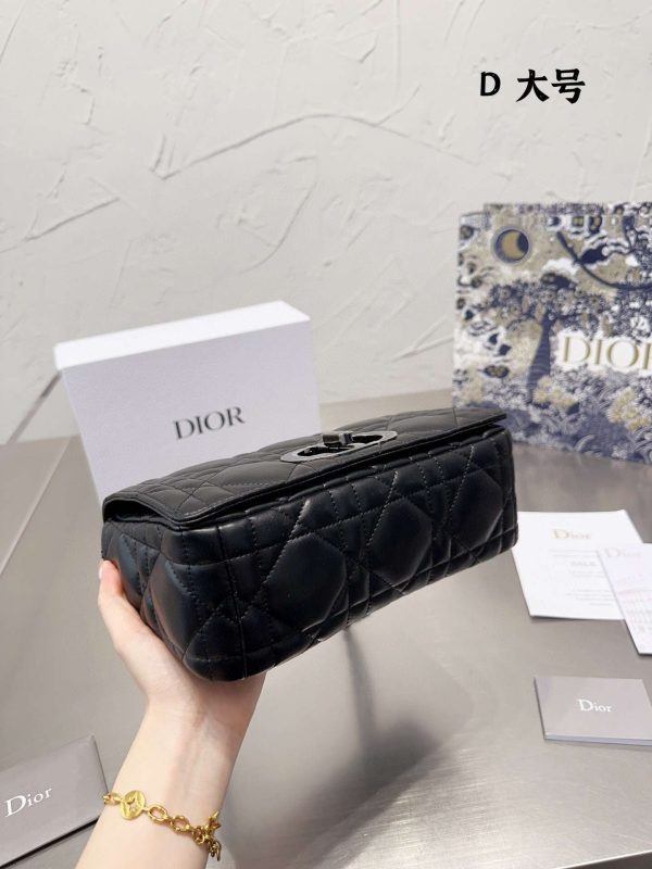 New Collection Dior Bag 030