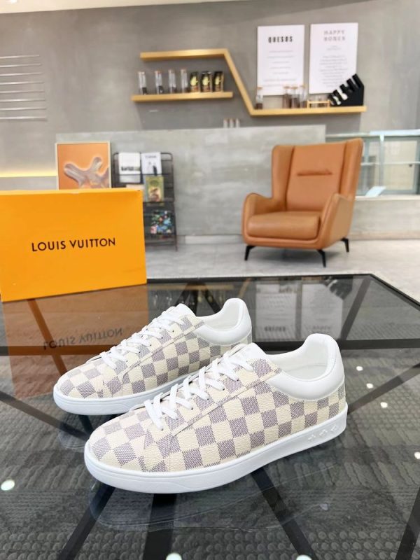 New Collection LV Shoes 044