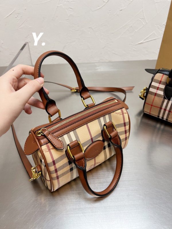 New Collection Burberry Bag 068