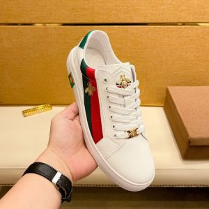 New Collection Gucci Shoes 194