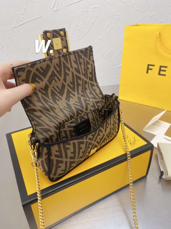 New Collection Fendi Bag 061