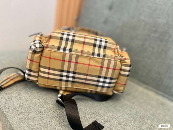 New Collection Burberry Bag 047