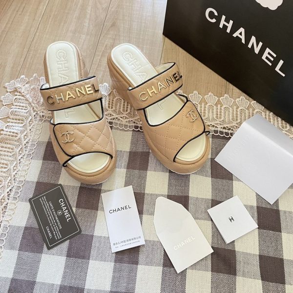 New Collection Chanel Shoes 052