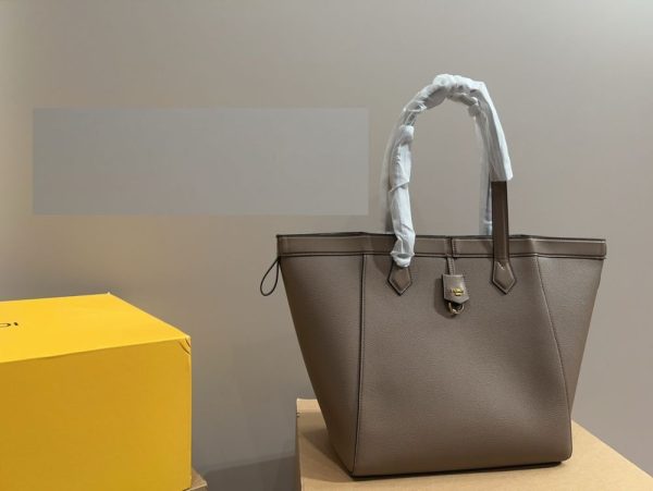 New Collection Fendi Bag 030