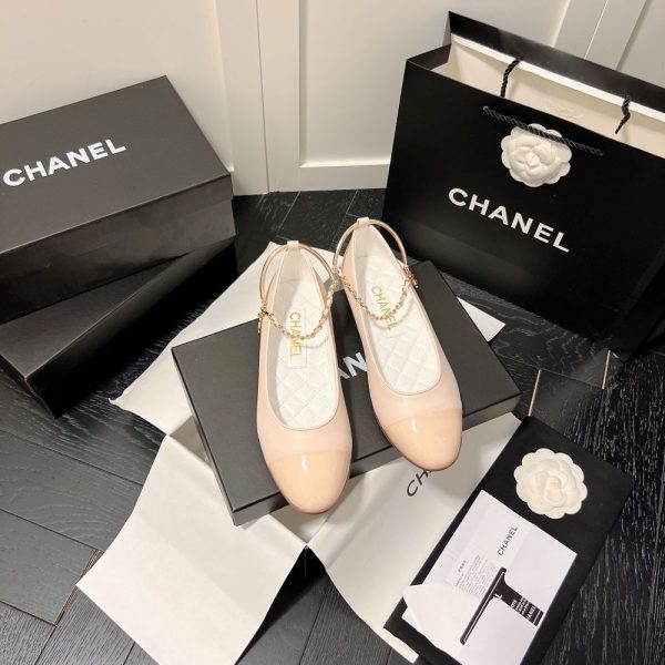 New Collection Chanel Shoes 040