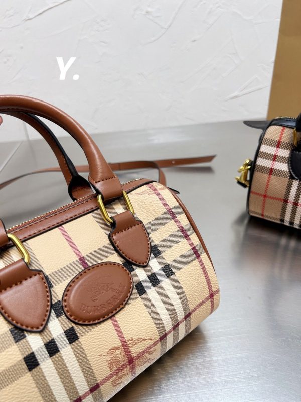 New Collection Burberry Bag 068