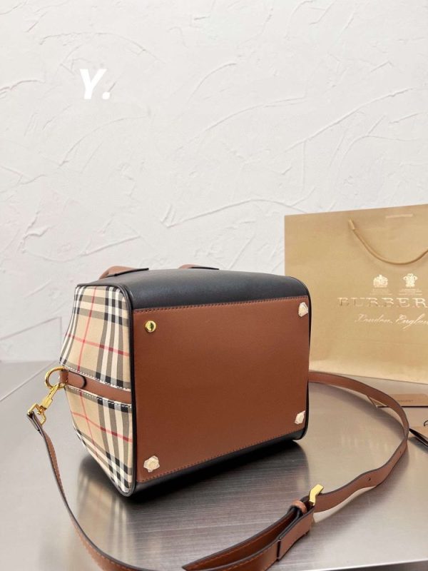 New Collection Burberry Bag 036