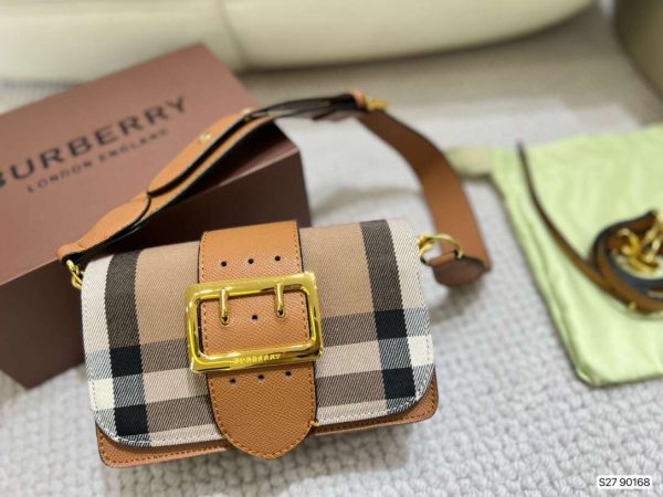 New Collection Burberry Bag 050