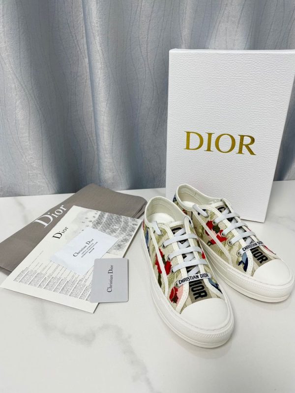 New Collection Dior Shoes 060