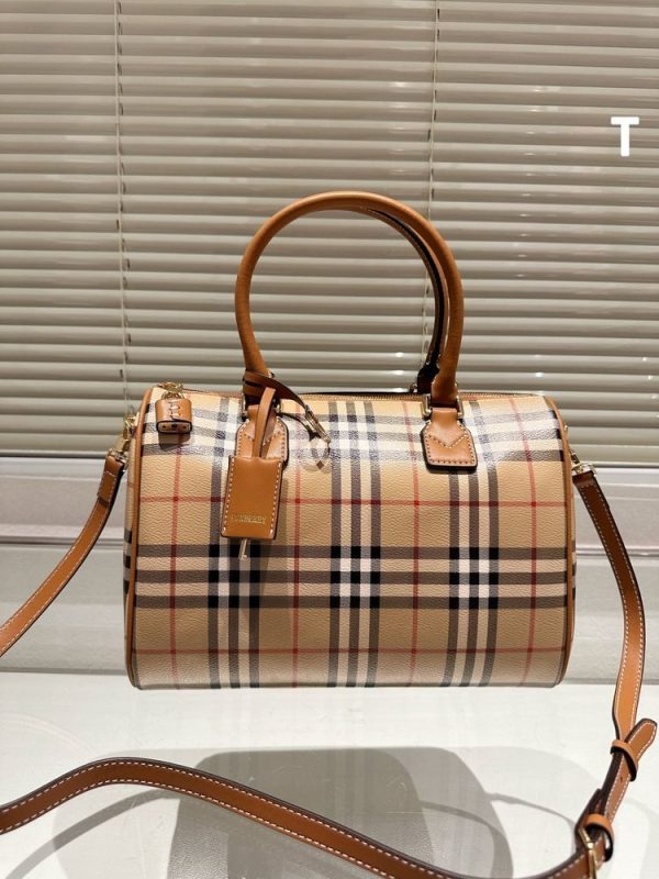 New Collection Burberry Bag 010