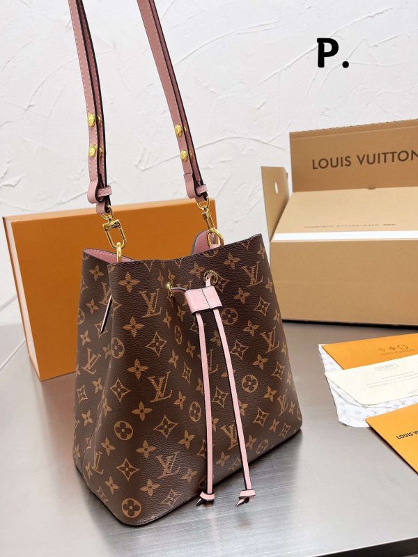 New Collection LV Bag 1084