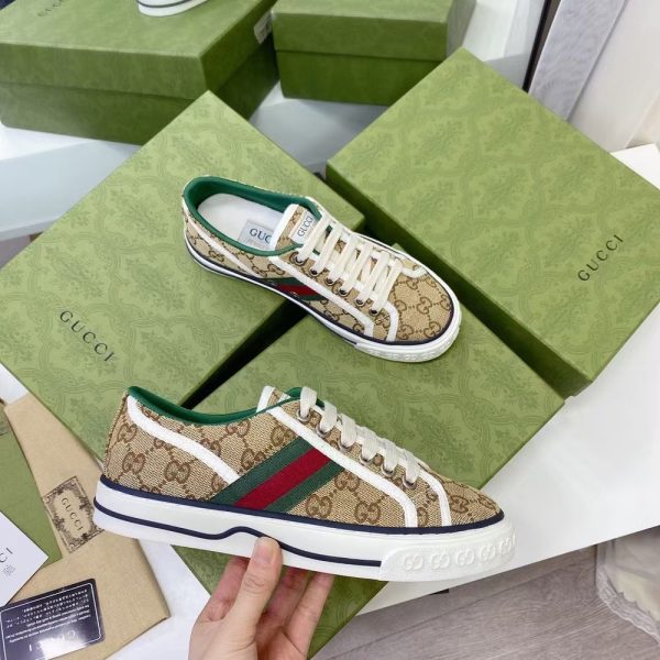 New Collection Gucci Shoes 060