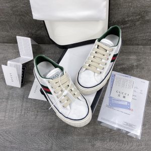 New Collection Gucci Shoes 077