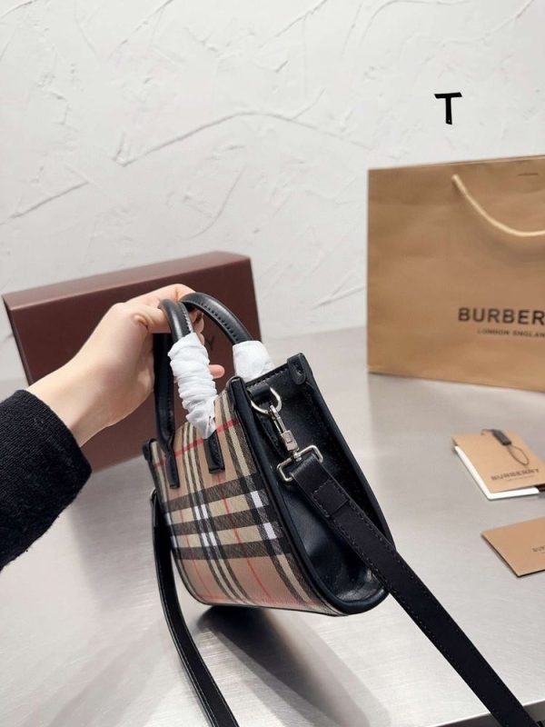 New Collection Burberry Bag 033