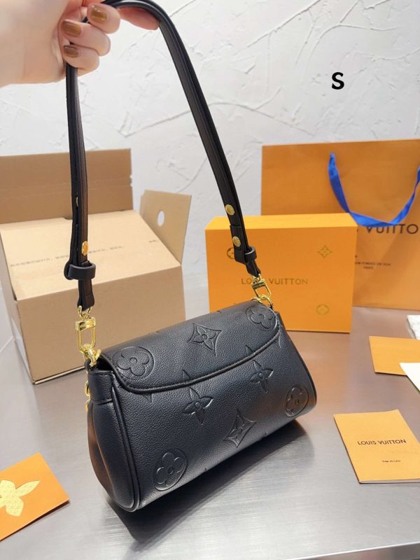 New Collection LV Bag 0692