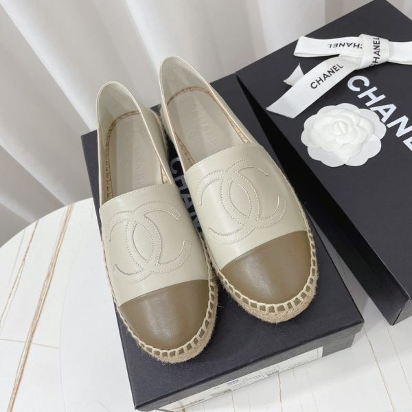 New Collection Chanel Shoes 063