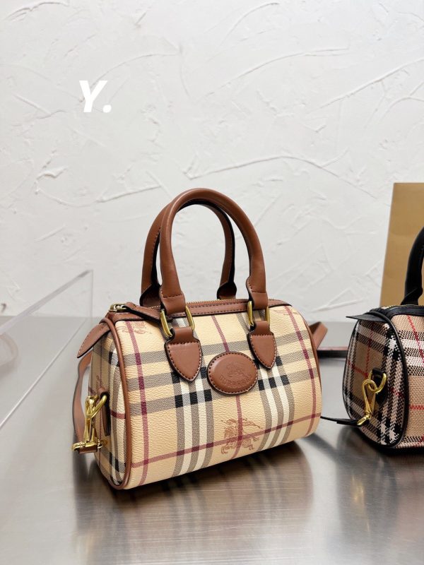 New Collection Burberry Bag 068