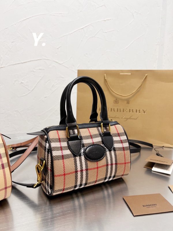 New Collection Burberry Bag 068