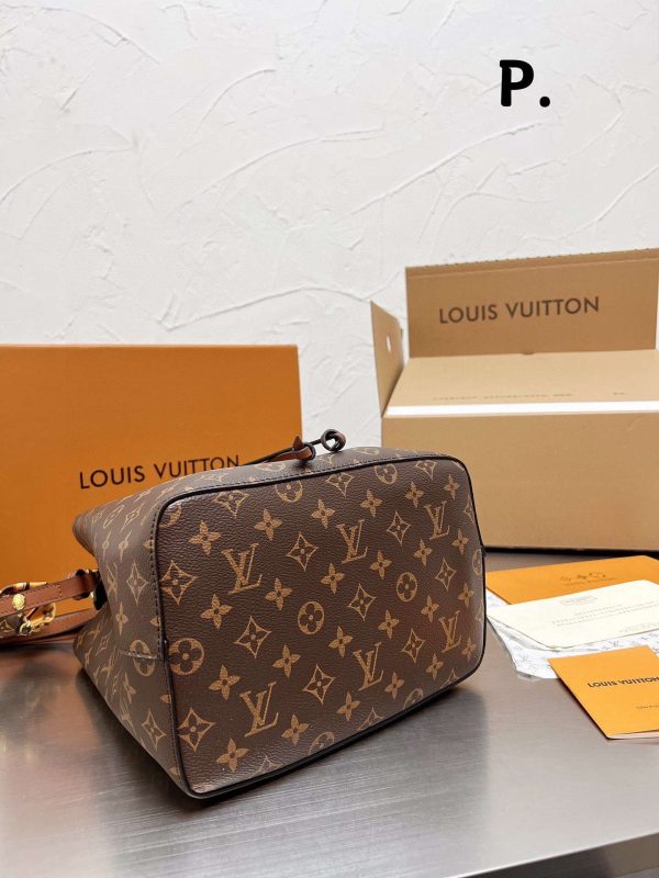 New Collection LV Bag 1084