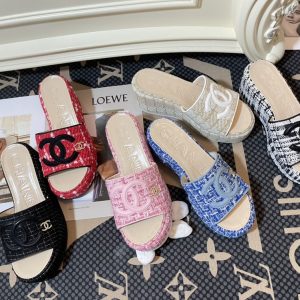 New Collection Chanel Shoes 068