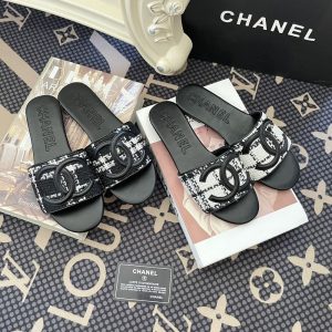 New Collection Chanel Shoes 056