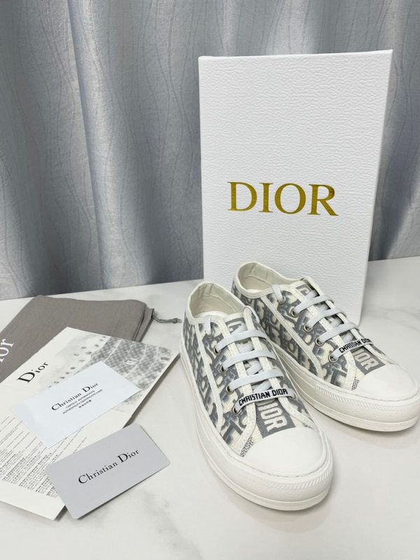 New Collection Dior Shoes 059