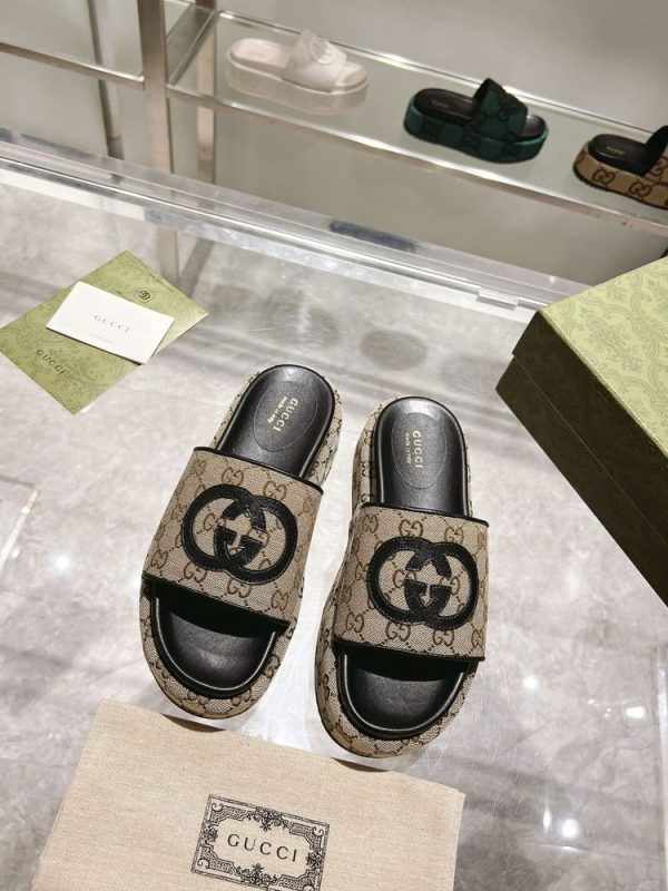 New Collection Gucci Shoes 079