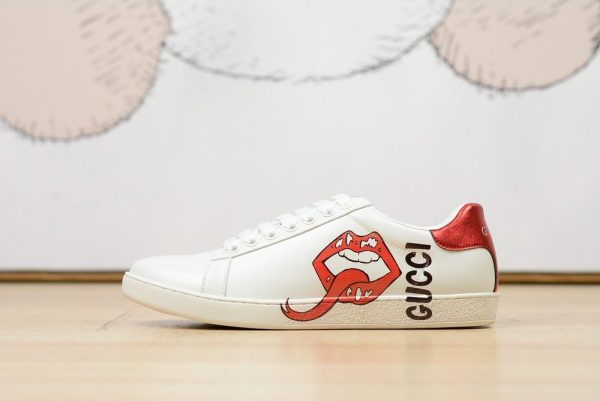 New Collection Gucci Shoes 174