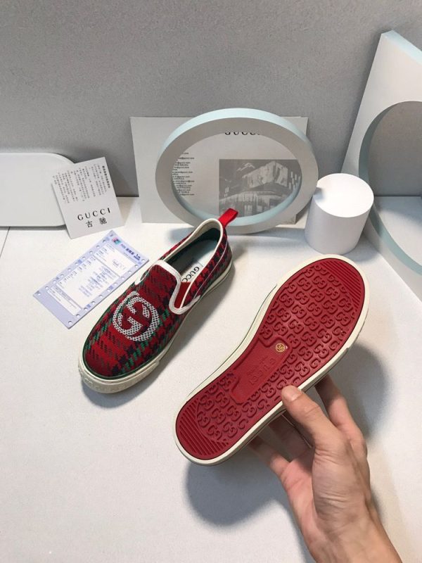 New Collection Gucci Shoes 076