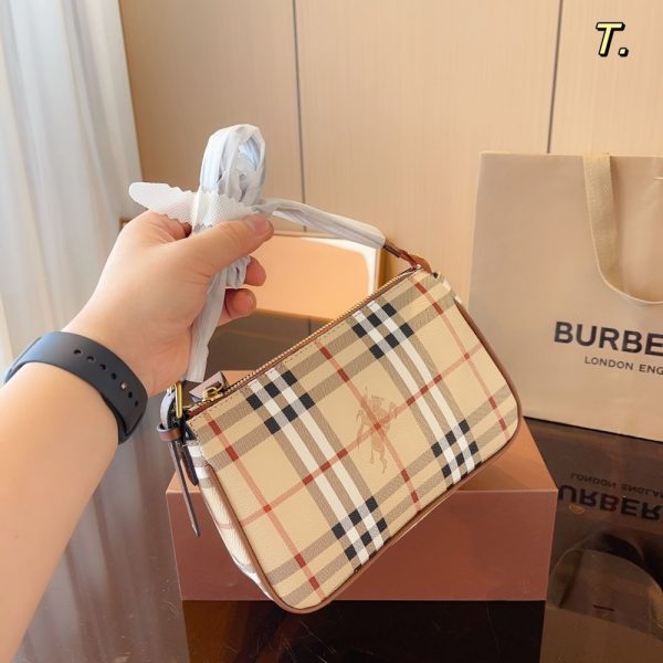 New Collection Burberry Bag 015