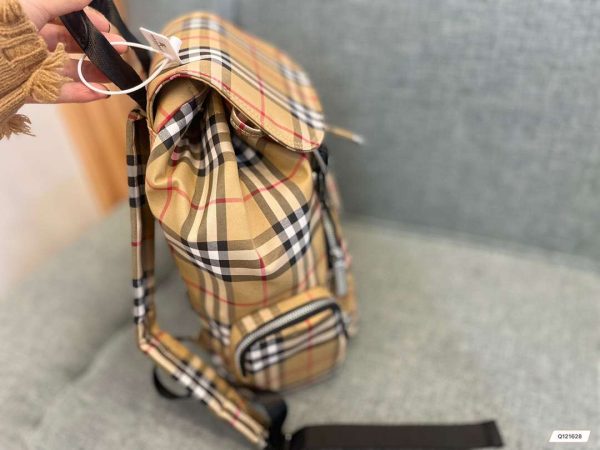 New Collection Burberry Bag 047