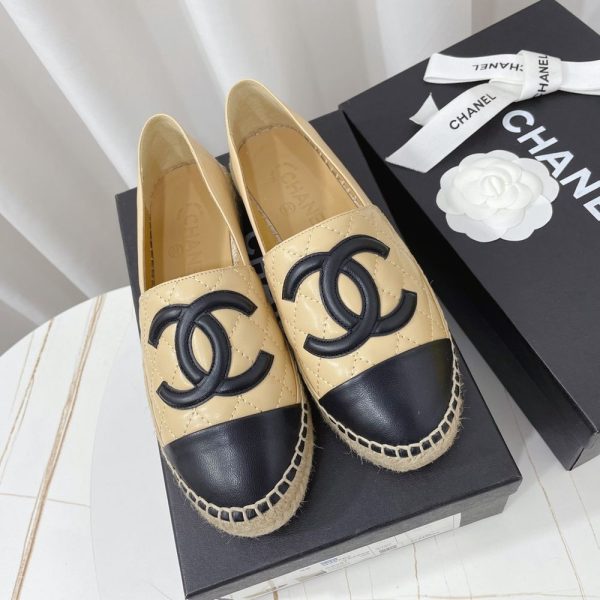 New Collection Chanel Shoes 063