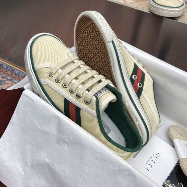 New Collection Gucci Shoes 060