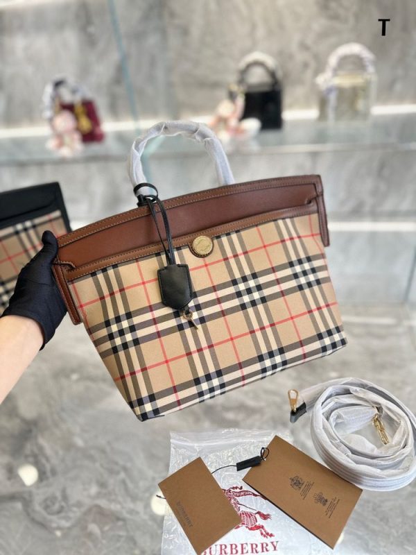 New Collection Burberry Bag 014