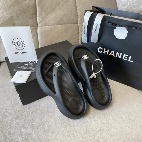 New Collection Chanel Shoes 076