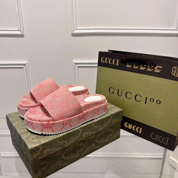 New Collection Gucci Shoes 181