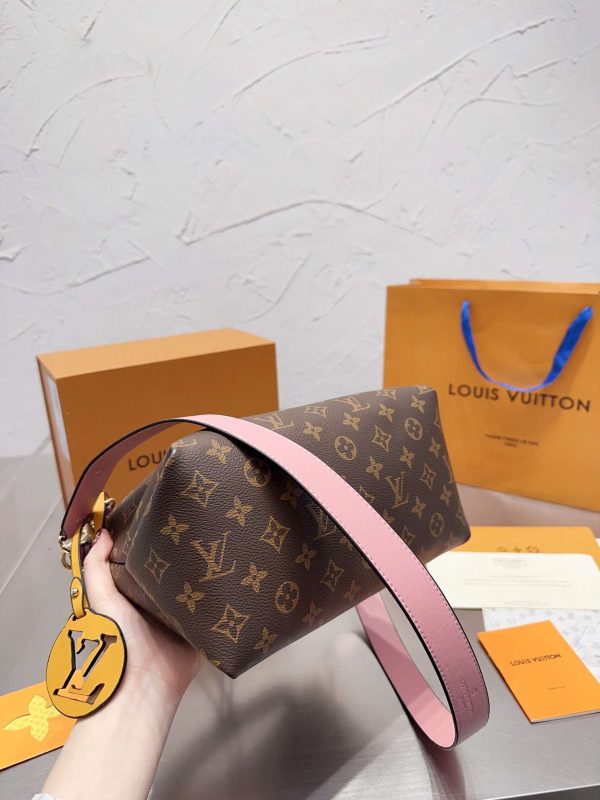 New Collection LV Bag 0560