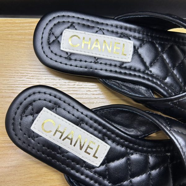 New Collection Chanel Shoes 082