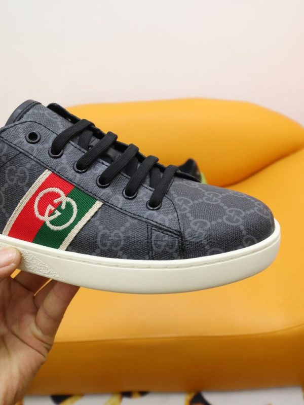 New Collection Gucci Shoes 092