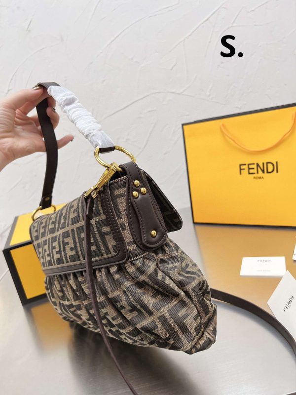 New Collection Fendi Bag 045