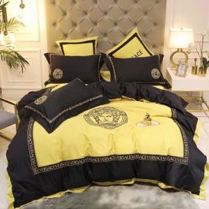 Luxury Brand Versace Type Bedding Sets 027