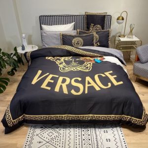 Luxury Brand Versace Type Bedding Sets 064