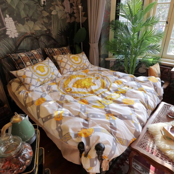 Luxury Brand Versace Type Bedding Sets Duvet Cover Bedroom Sets 083