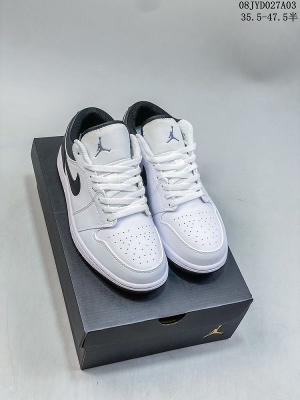 New Arrival AJ 1 Low White University Red AO9944-161